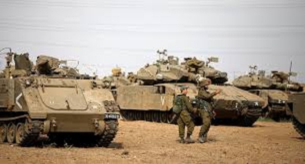 الجيش الإسرائيلي يطلق النار على حدود غزة ومسعفون يقولون 3 فلسطينيين قتلوا